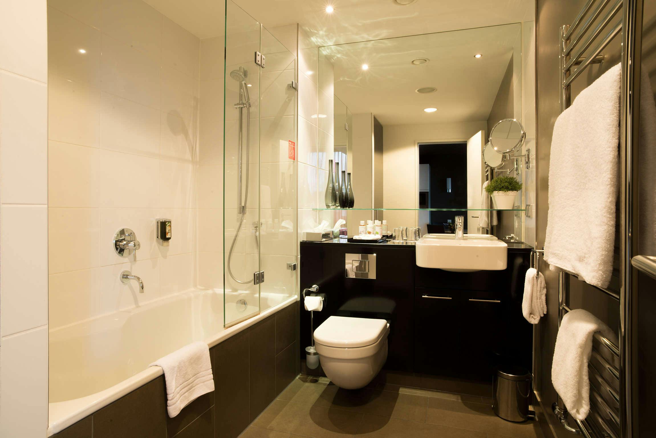 Hotel Adina Apartment Hotel Frankfurt Neue Oper photo 3