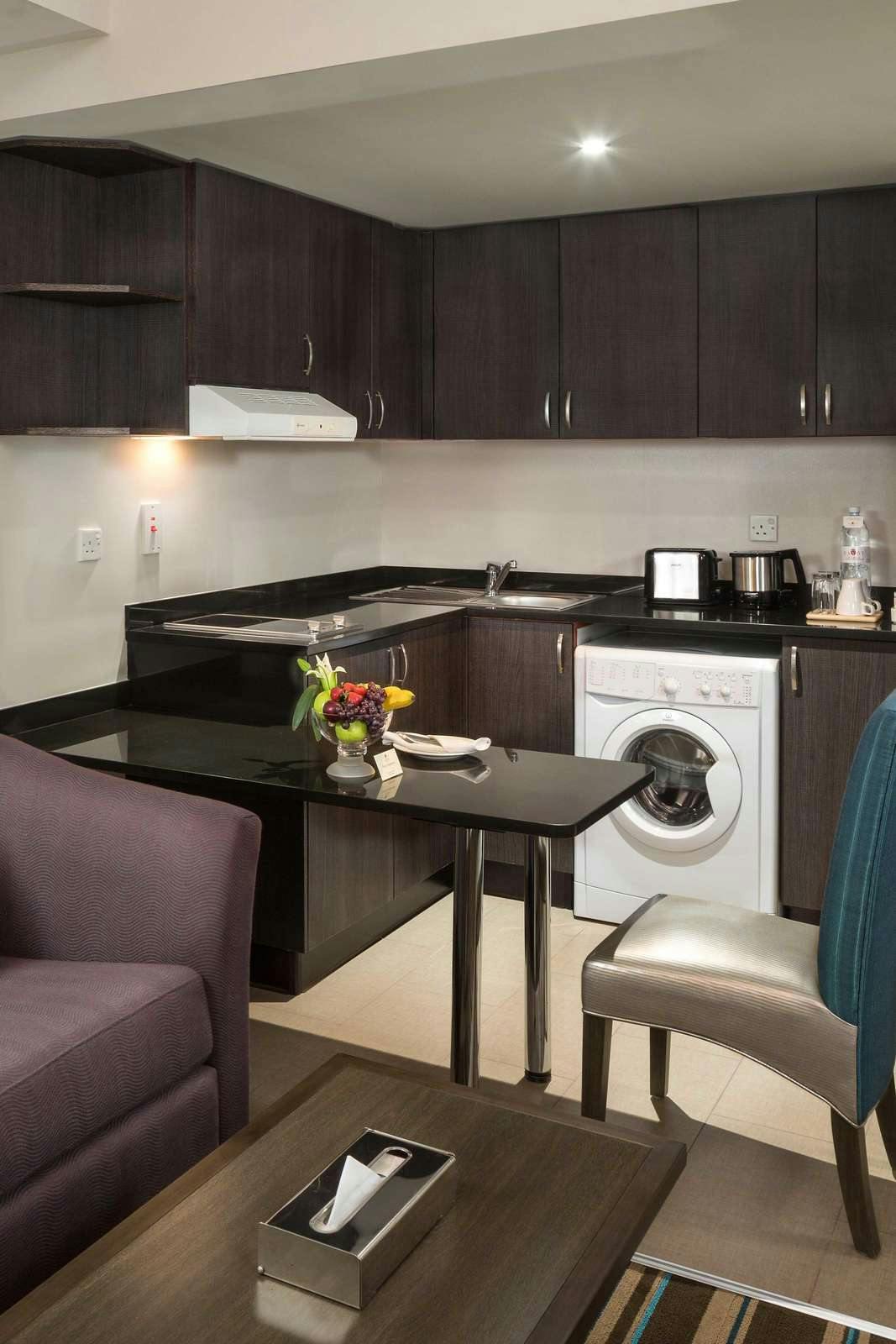 Hotel Savoy Central Hotel Apartments photo 4