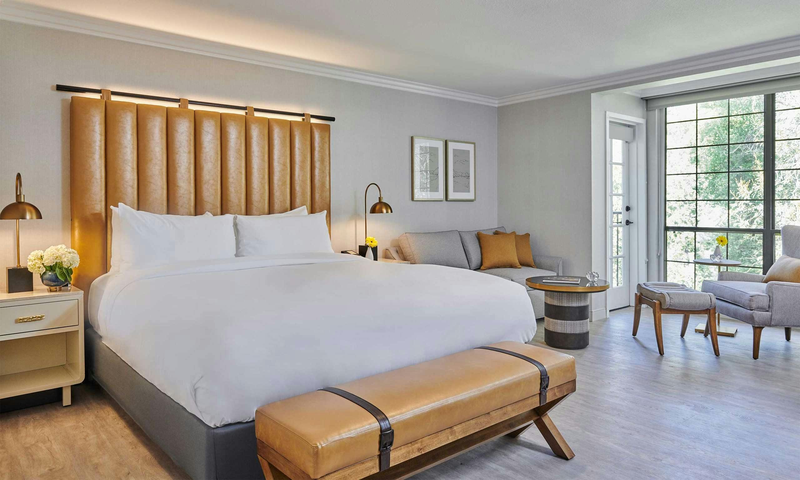 Inn at Saratoga, a Tapestry Collection by Hilton