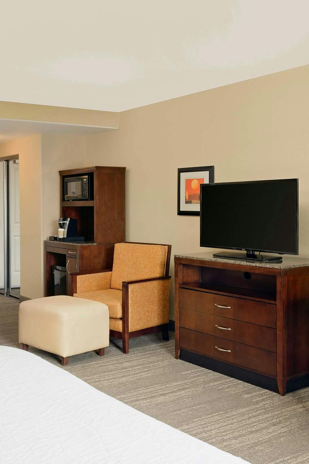 Hotel Hilton Garden Inn Fontana photo 3
