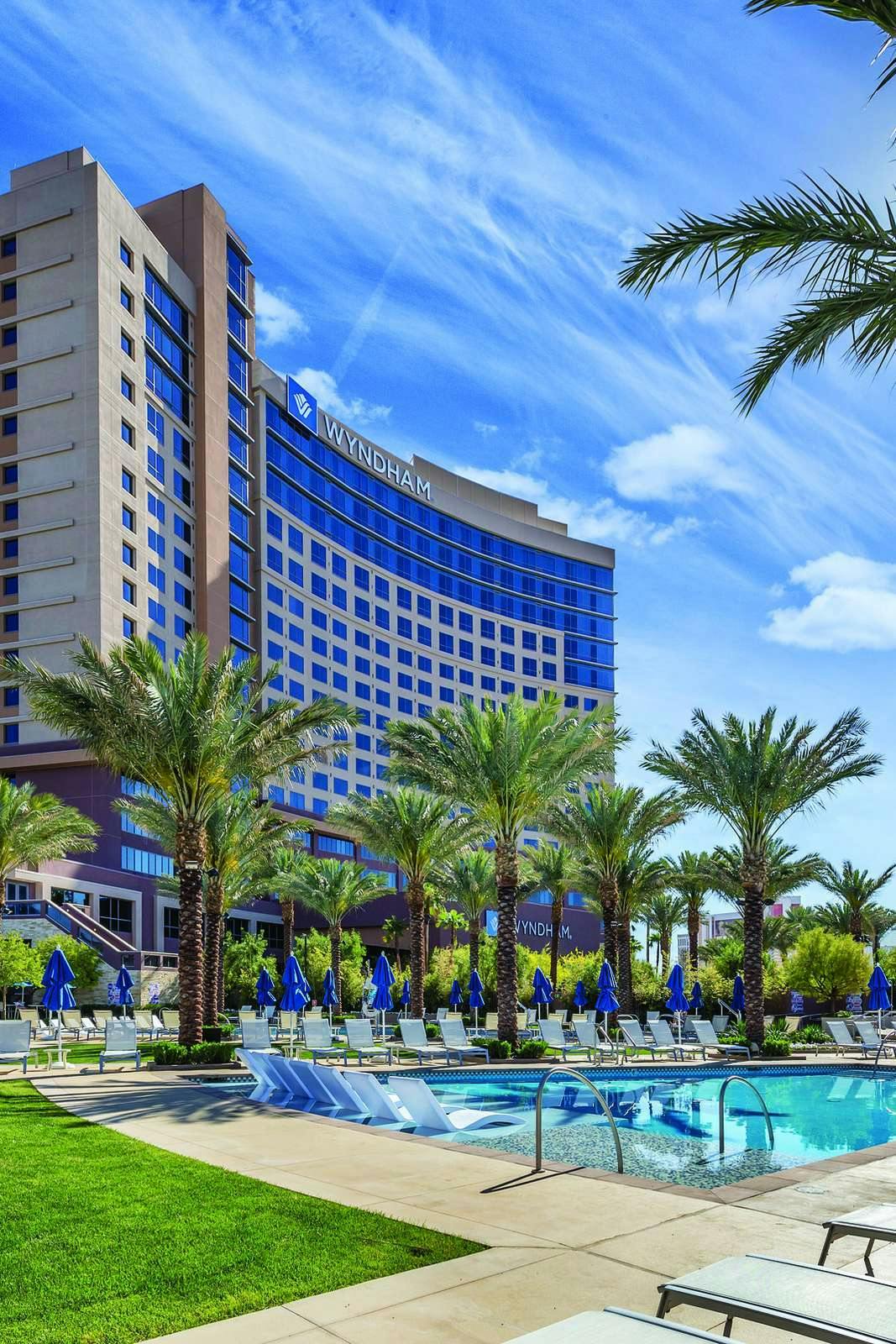 Hotel Club Wyndham Desert Blue photo 3