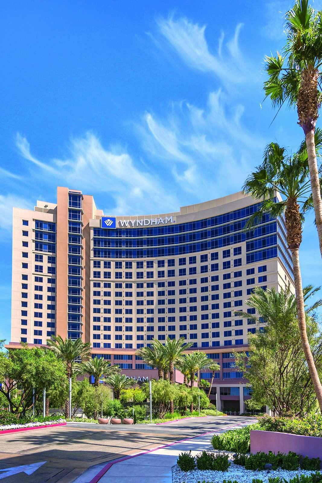 Hotel Club Wyndham Desert Blue photo 4