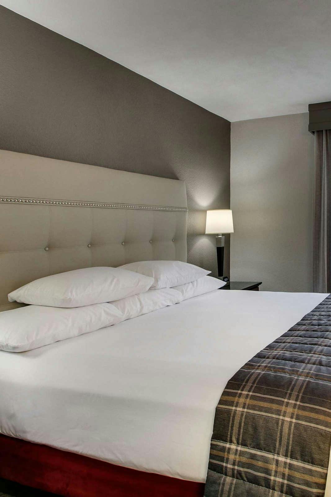 Hotel Drury Inn and Suites San Antonio Northwest Medical Center photo 3