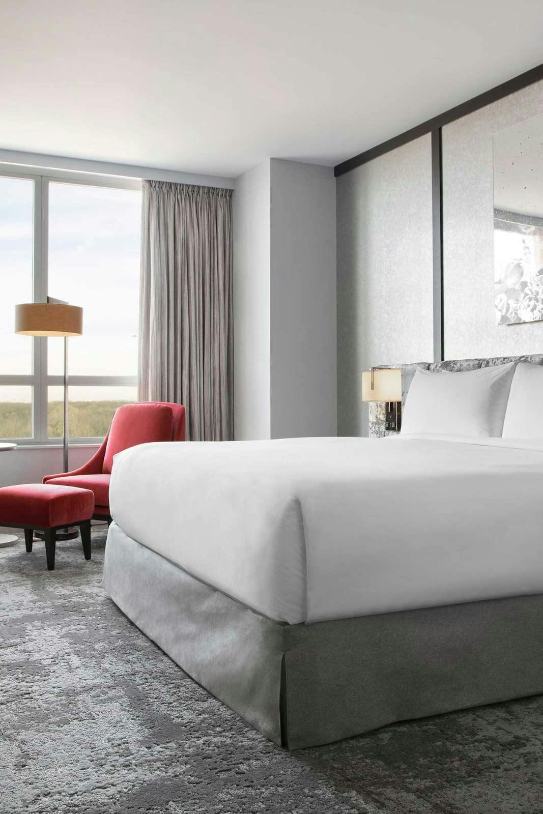 Hotel Loews Chicago O'Hare Hotel photo 1