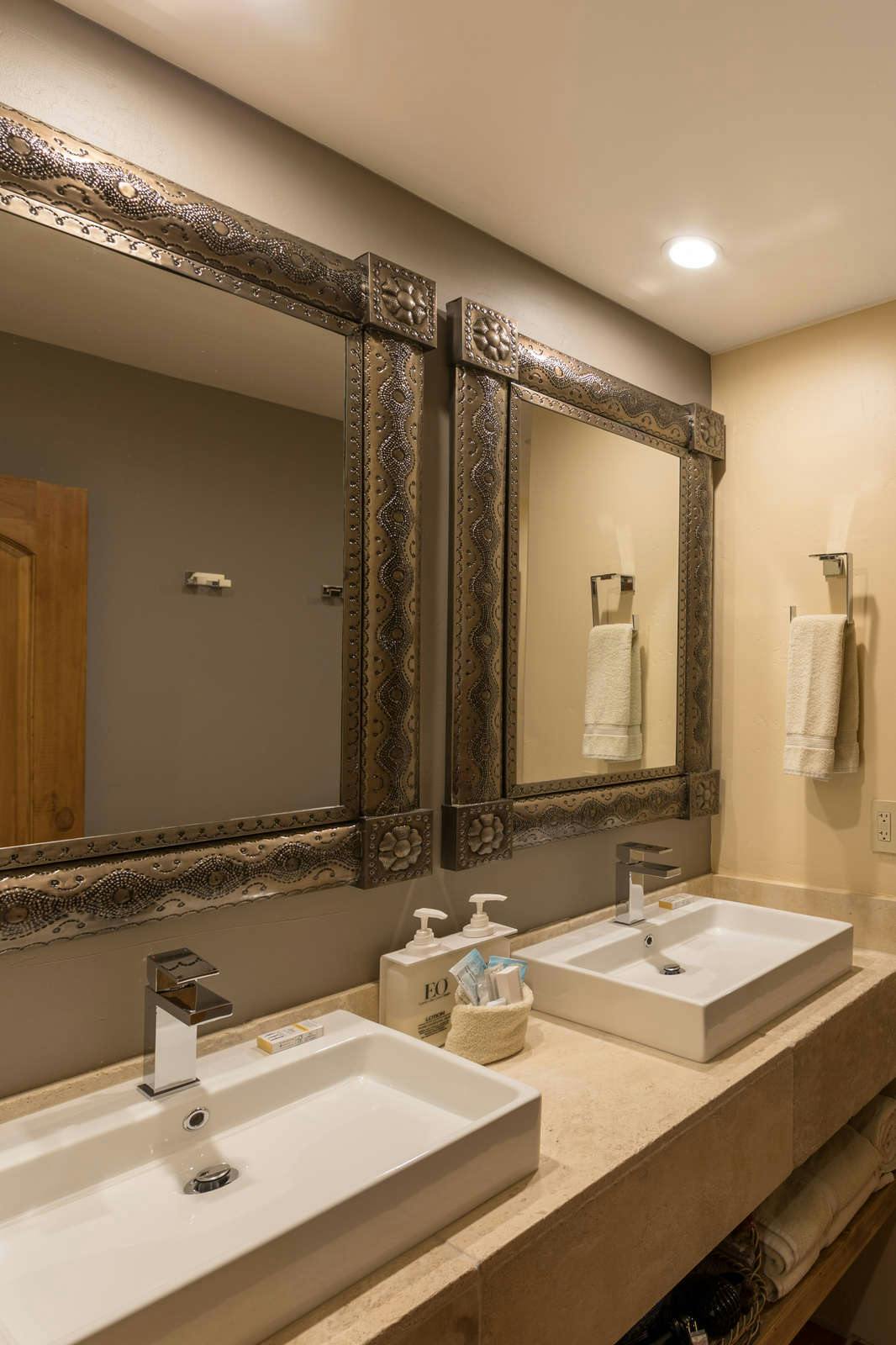 Hotel A Sunset Chateau photo 3