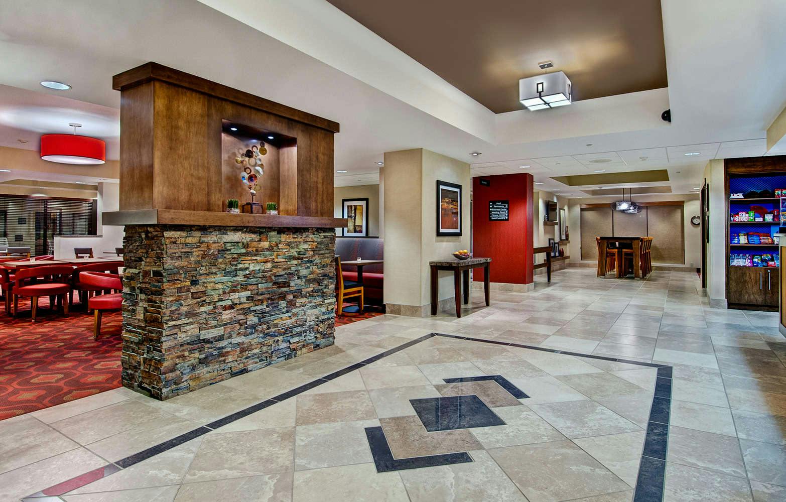 Hotel Hampton Inn West Des Moines Lake Drive photo 3