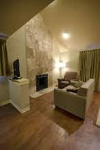 Hotel Hotel at WaterWalk Wichita photo 4