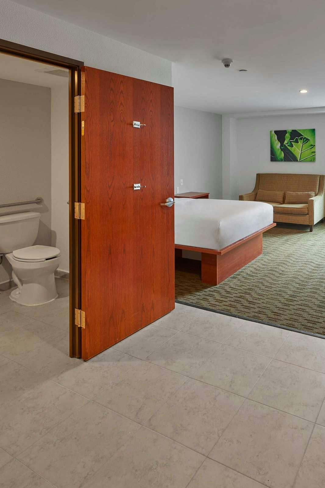 Hotel Extended Suites Monterrey Aeropuerto photo 5