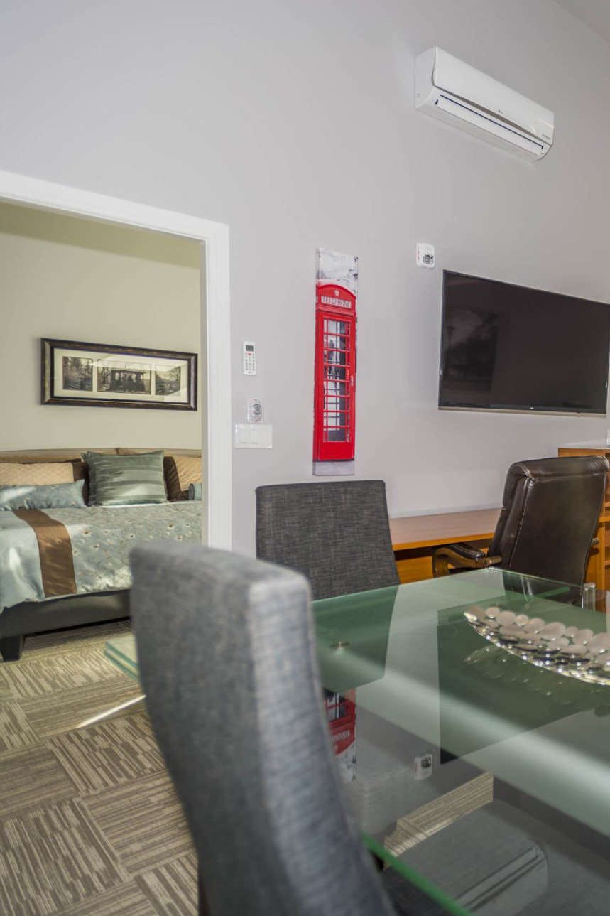 Hotel Solo Suites photo 5