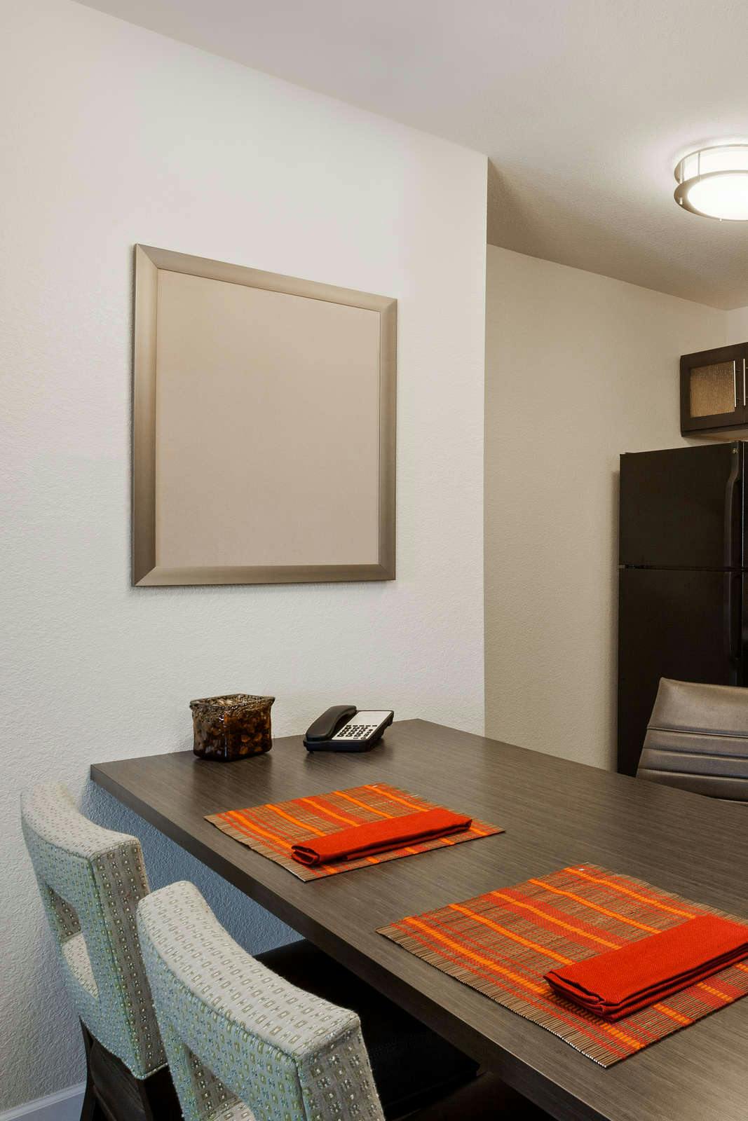 Hotel Candlewood Suites Grand Prairie Arlington photo 3