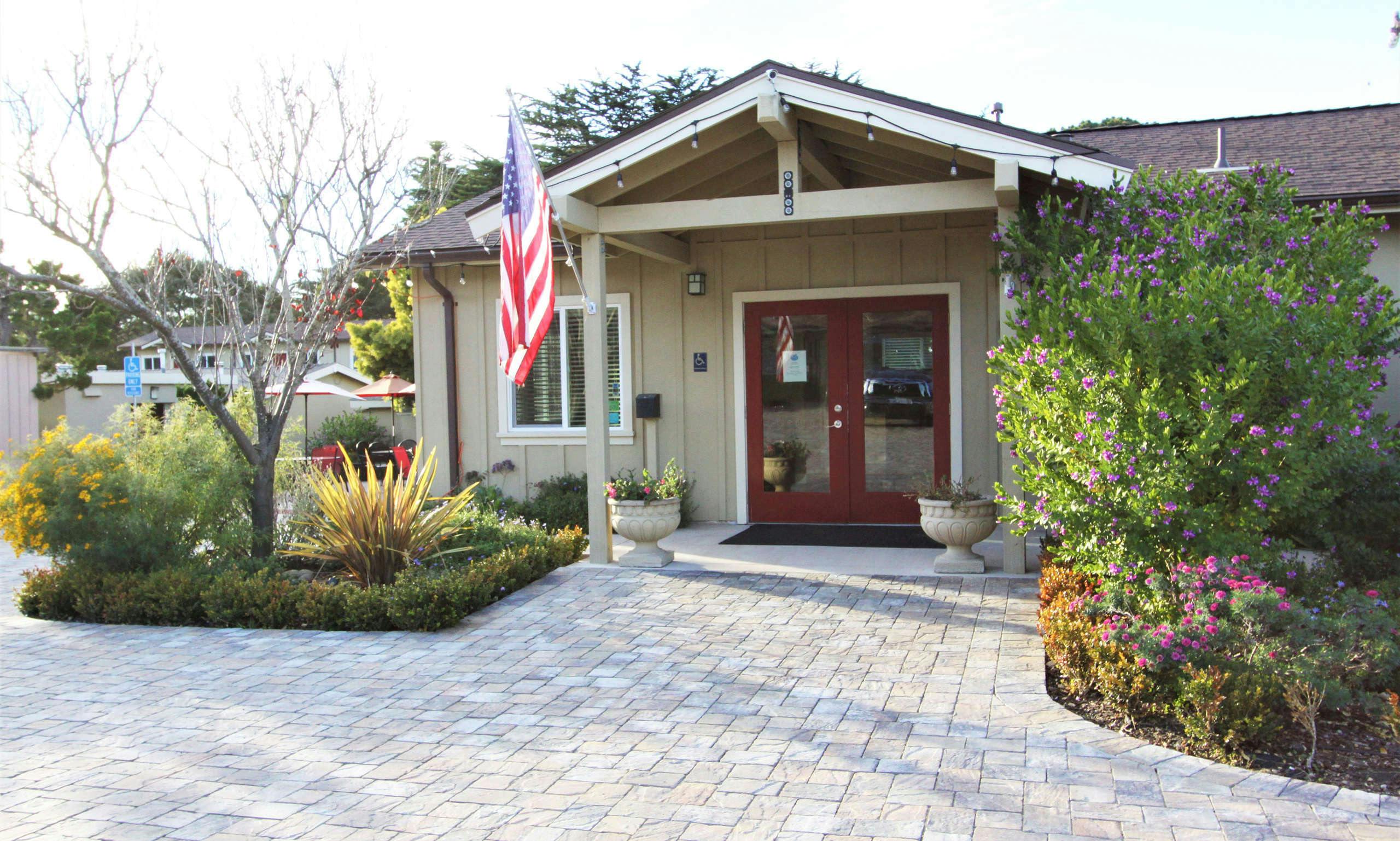 Monterey Peninsula Inn