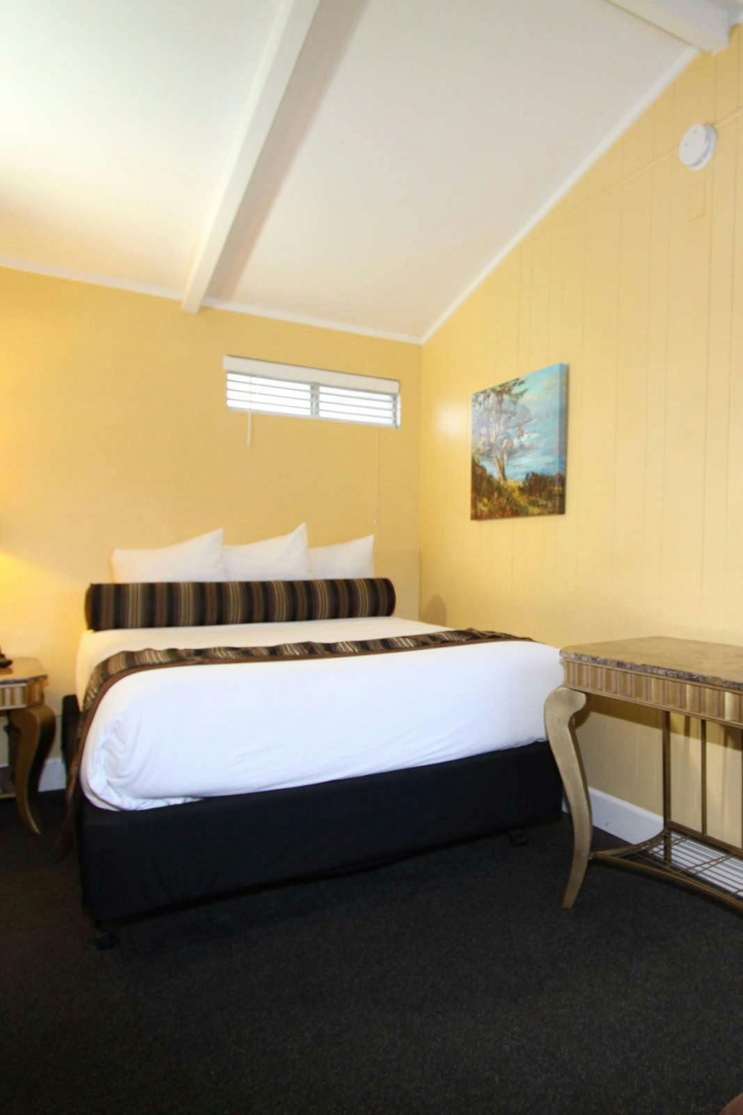 Hotel Monterey Peninsula Inn photo 1