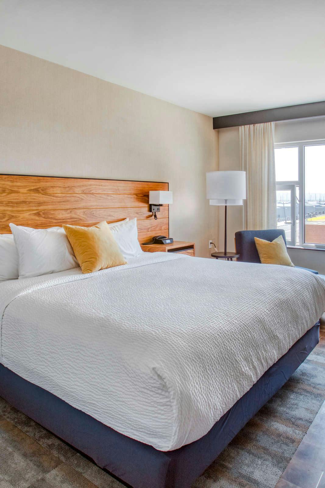 Hotel Hotel Indigo Seattle Everett Waterfront photo 1