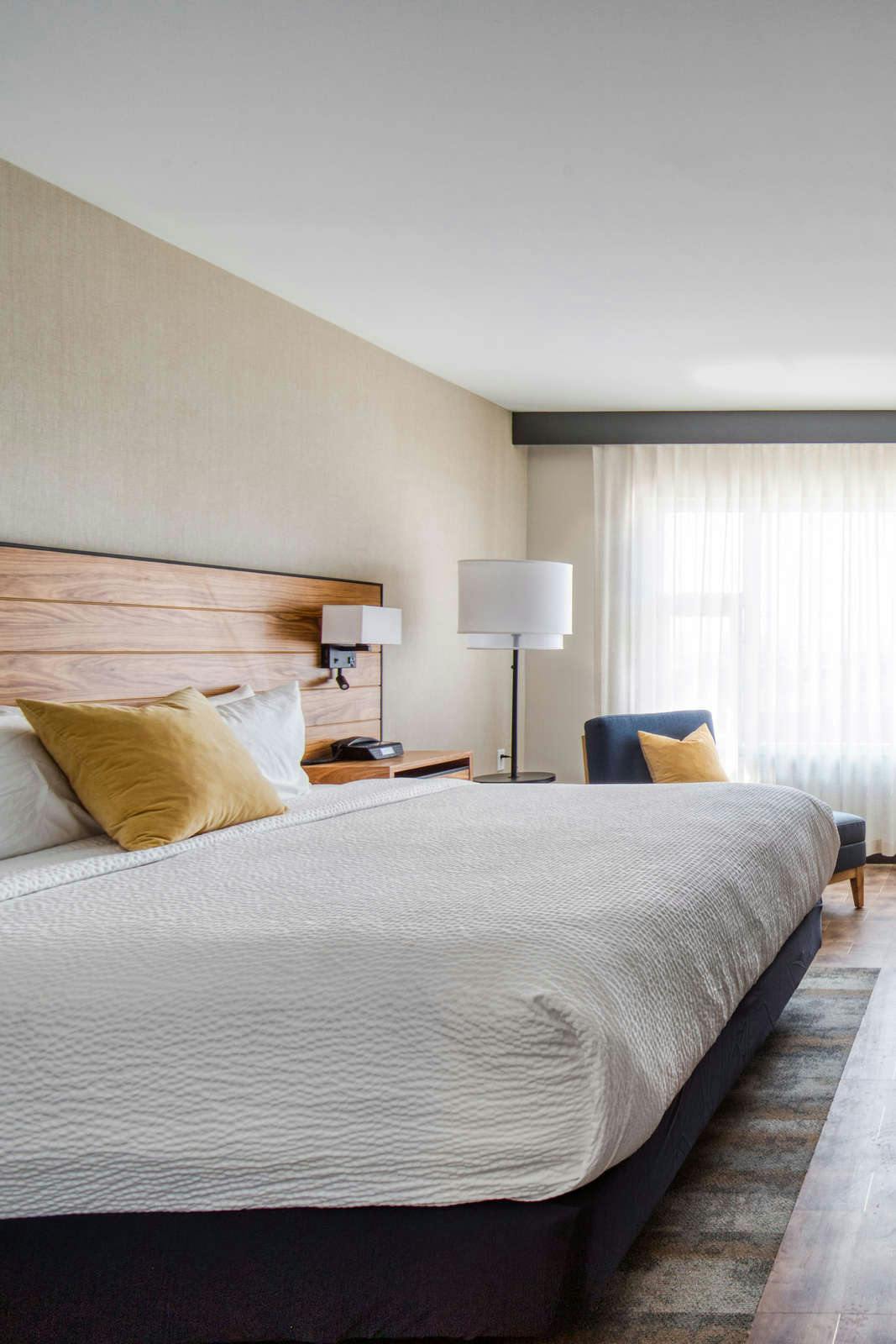 Hotel Hotel Indigo Seattle Everett Waterfront photo 2