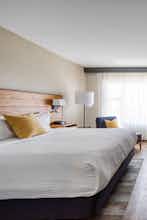 Hotel Hotel Indigo Seattle Everett Waterfront photo 2