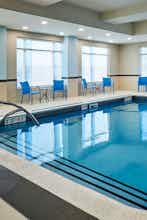 Hotel Holiday Inn Express Sarnia Point Edward photo 1