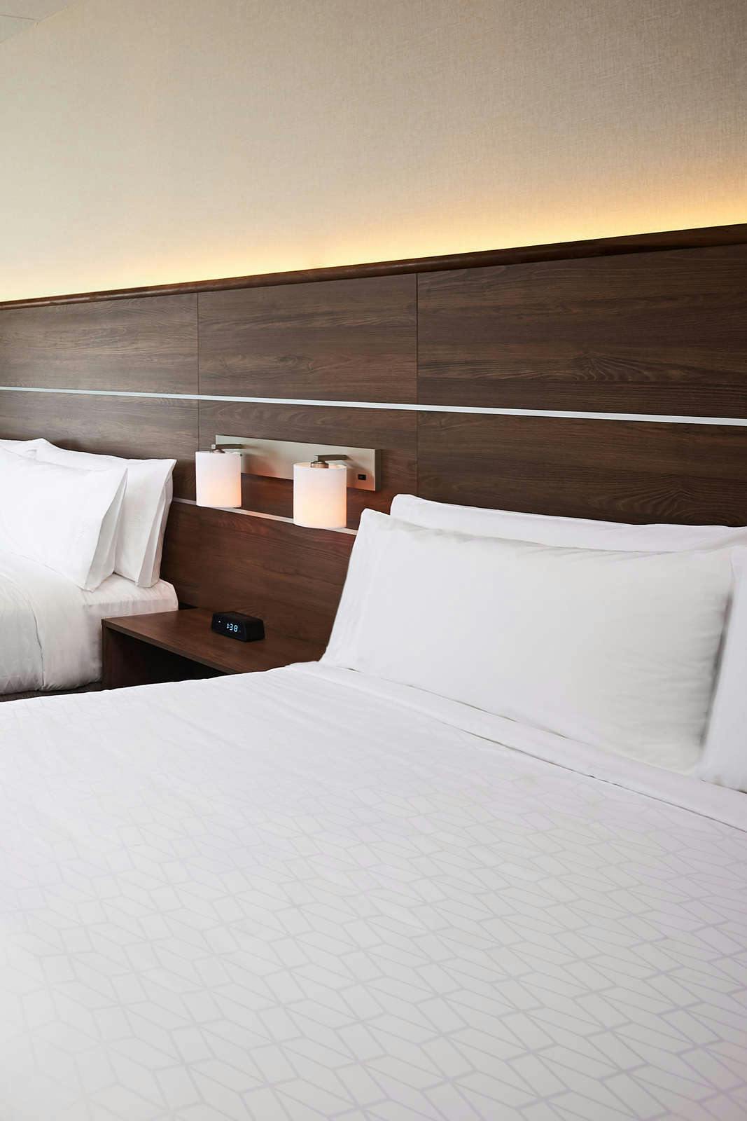 Hotel Holiday Inn Express Sarnia Point Edward photo 5