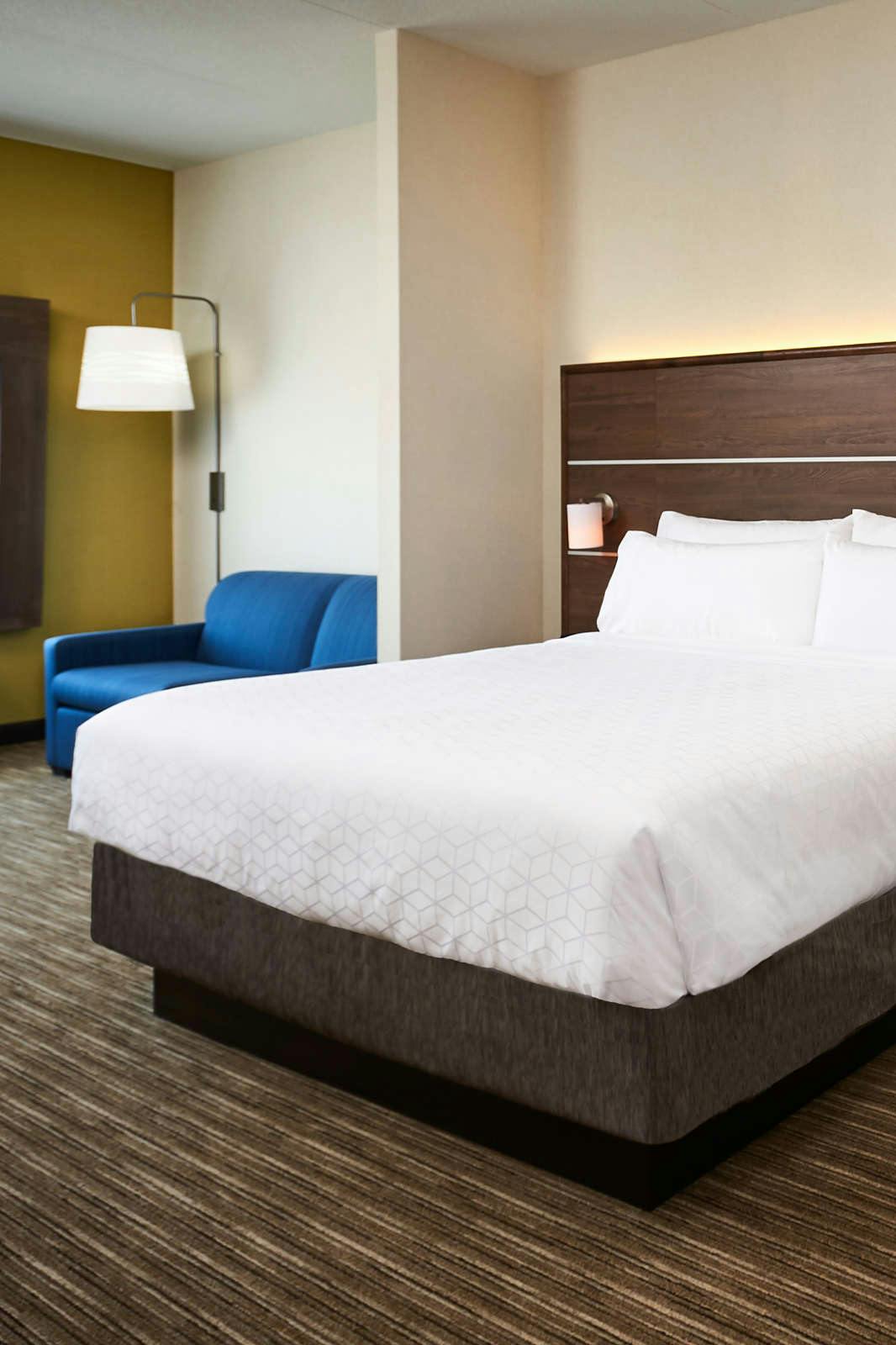 Hotel Holiday Inn Express Sarnia Point Edward photo 2