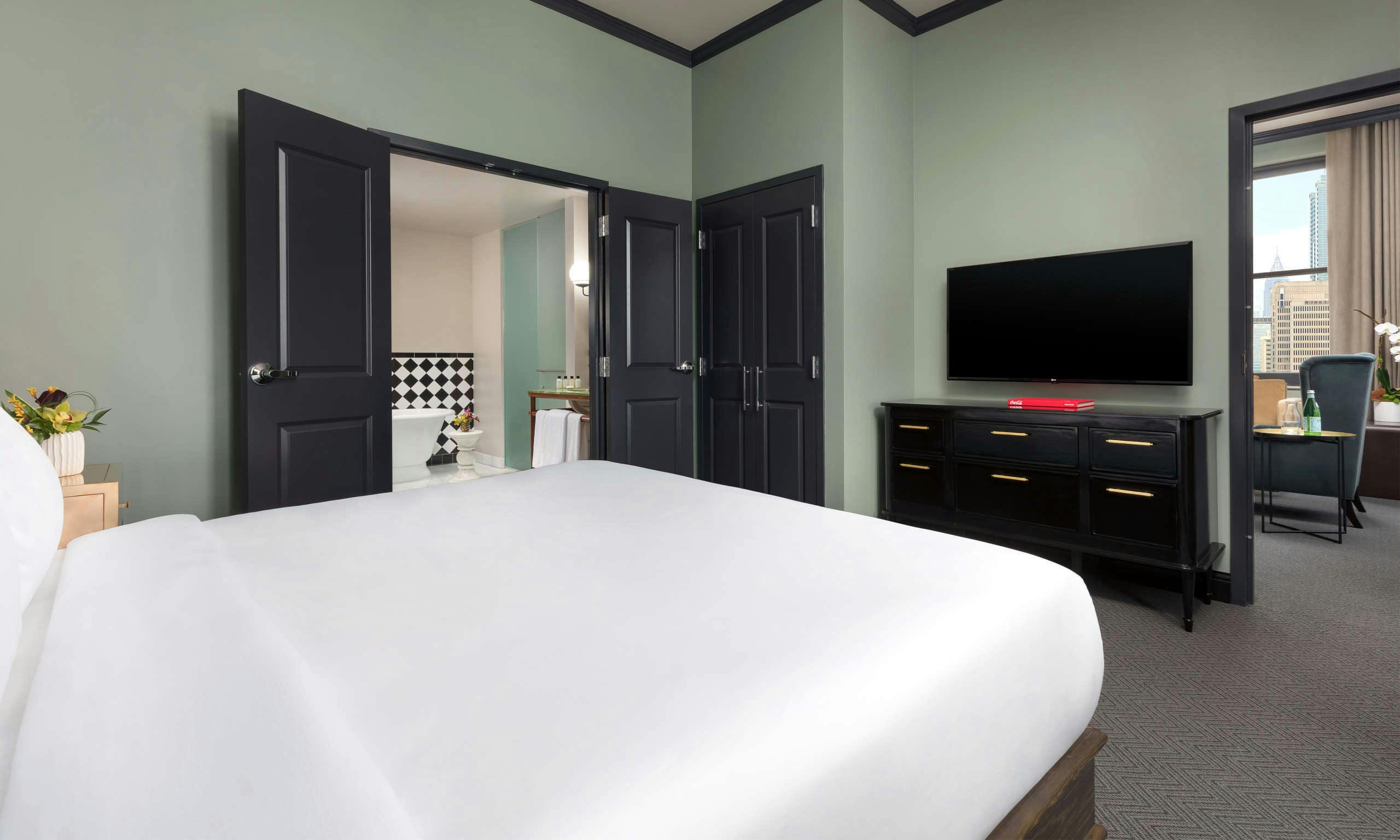 The Candler Hotel Atlanta, Curio Collection by Hilton - Highroller