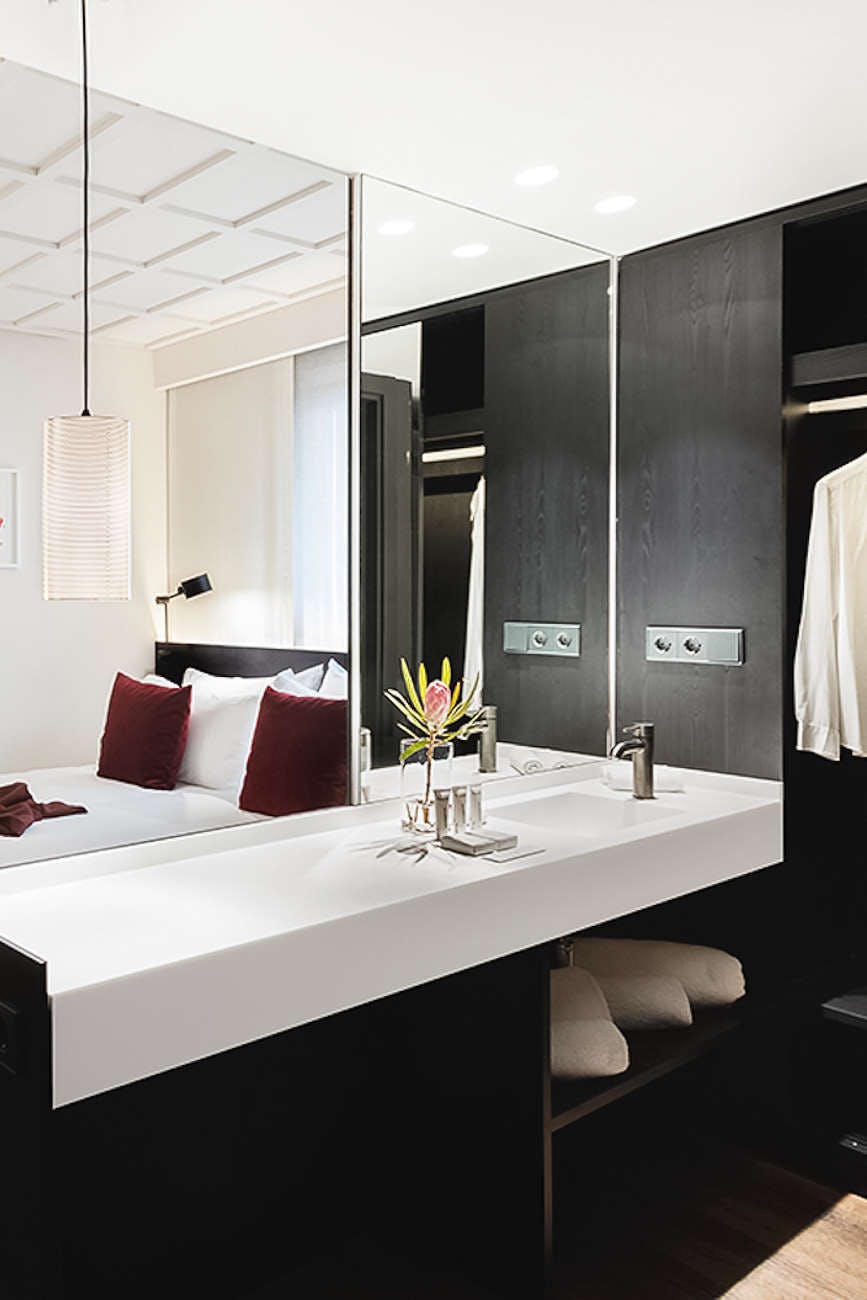 Hotel Yurbban Ramblas Boutique Hotel photo 4