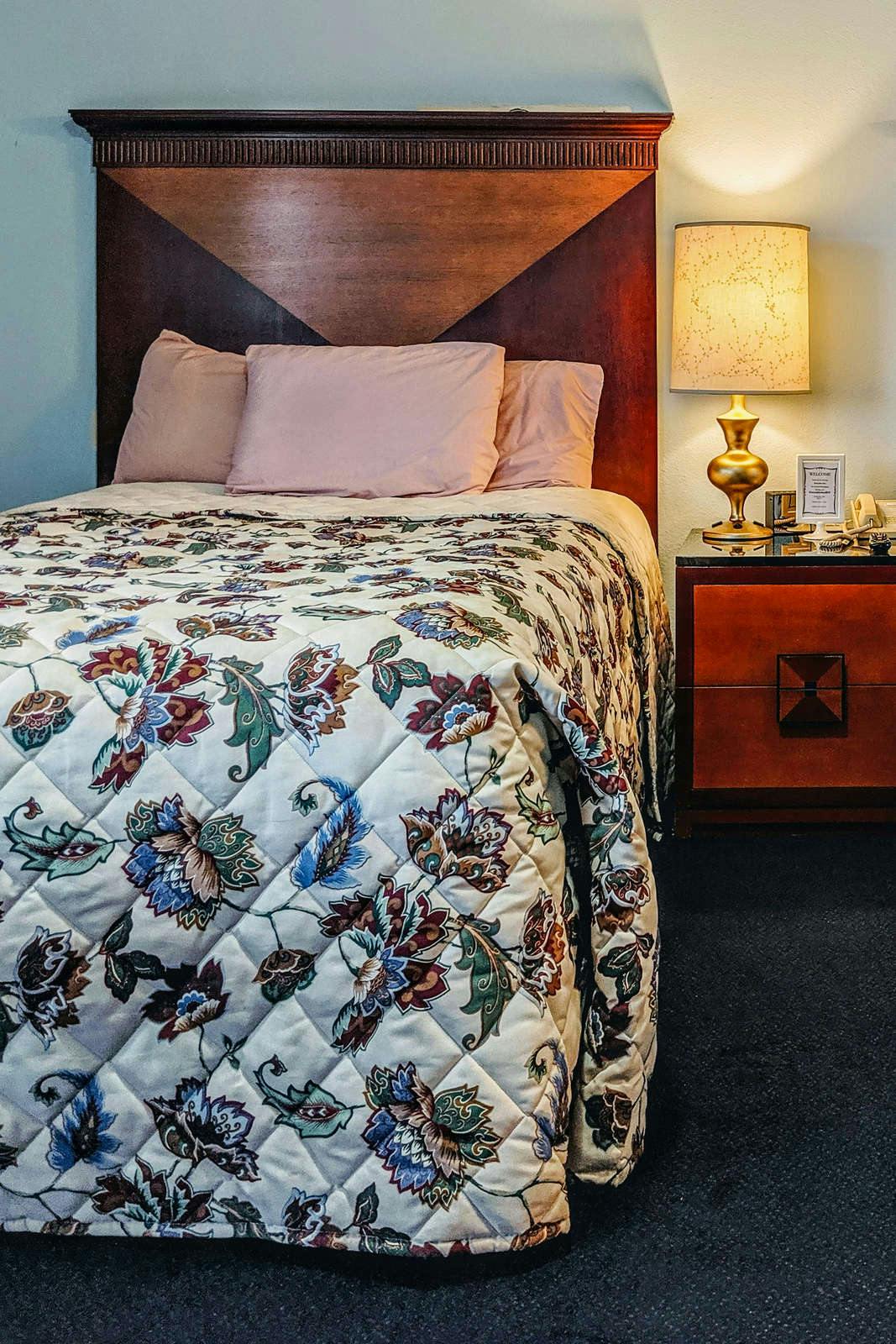 Hotel Executive Inn Thomson photo 2