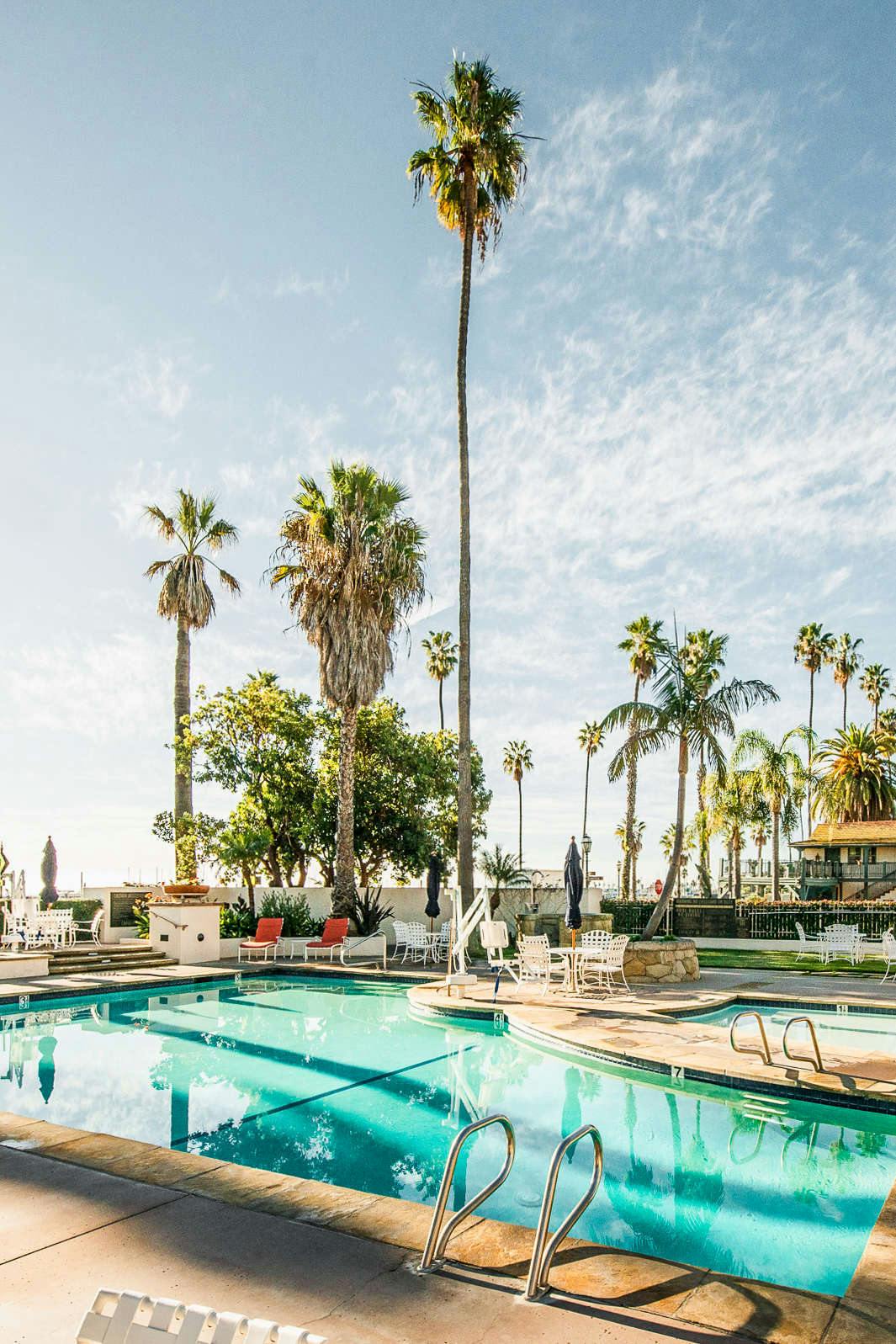 Hotel Harbor View Inn photo 1