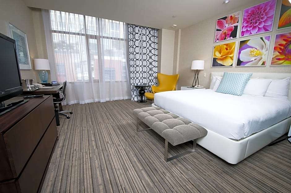 Hilton San Diego Gaslamp Quarter Hotel