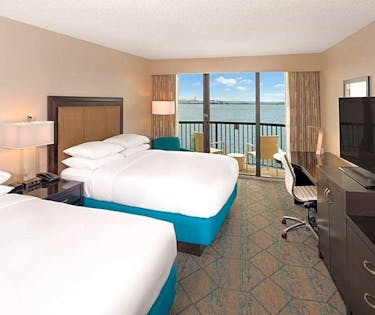 Hilton San Diego Airport Harbor Island San Diego Hoteltonight