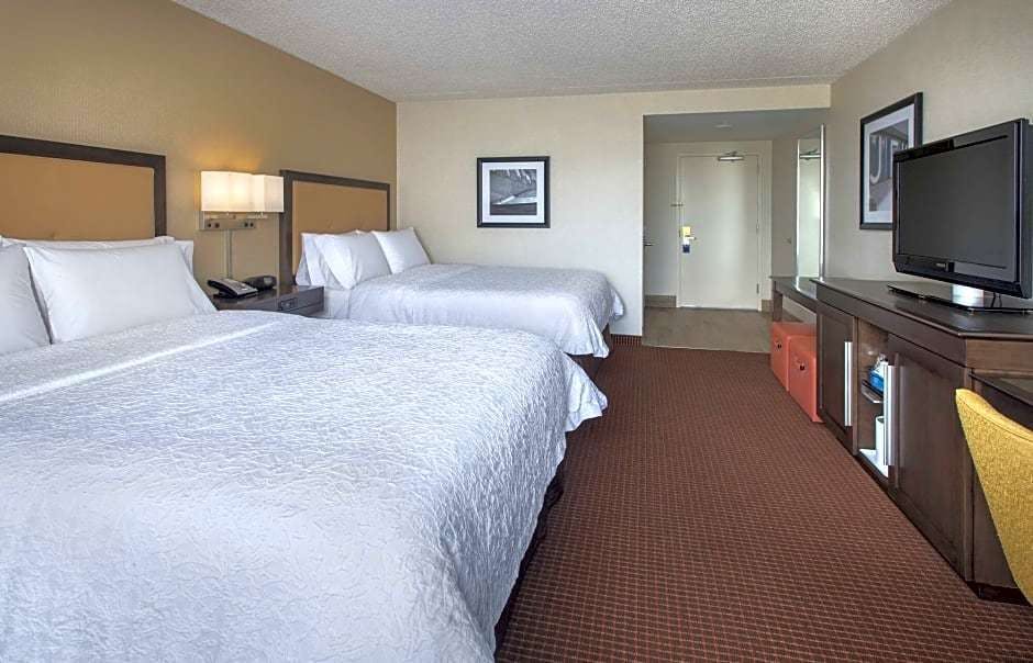 Hampton Inn Jfk Airport New York City Jfk Hoteltonight