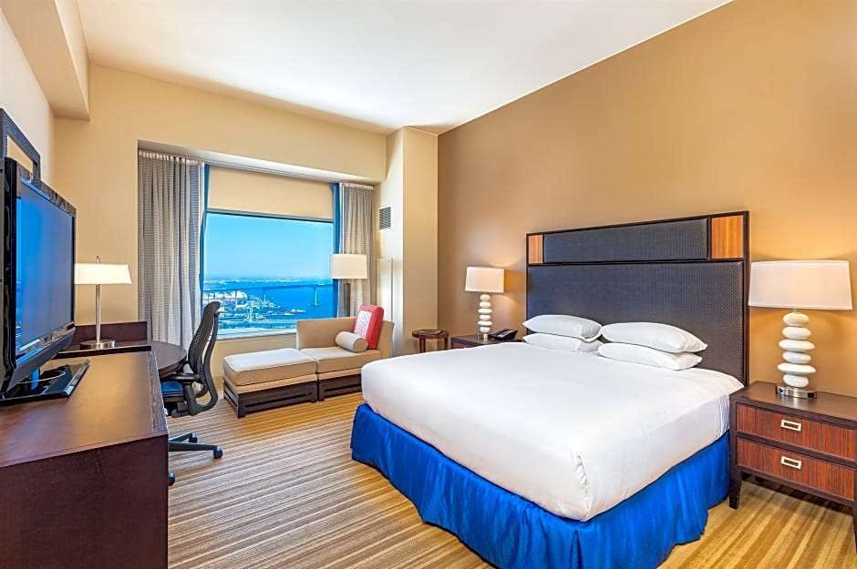 Hilton San Diego Bayfront