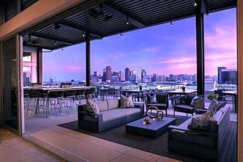 Hotel Canopy by Hilton Dallas Uptown photo 5