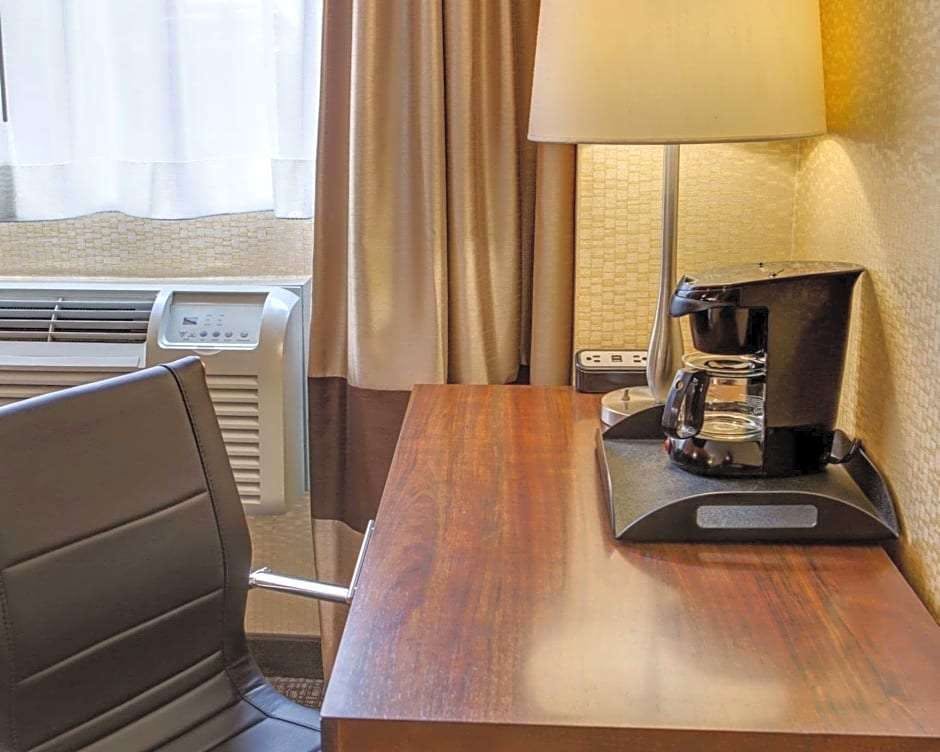 Comfort Inn Times Square West New York City Hoteltonight