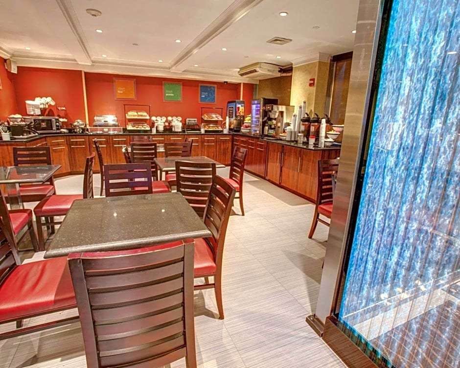 Comfort Inn Times Square West New York City Hoteltonight