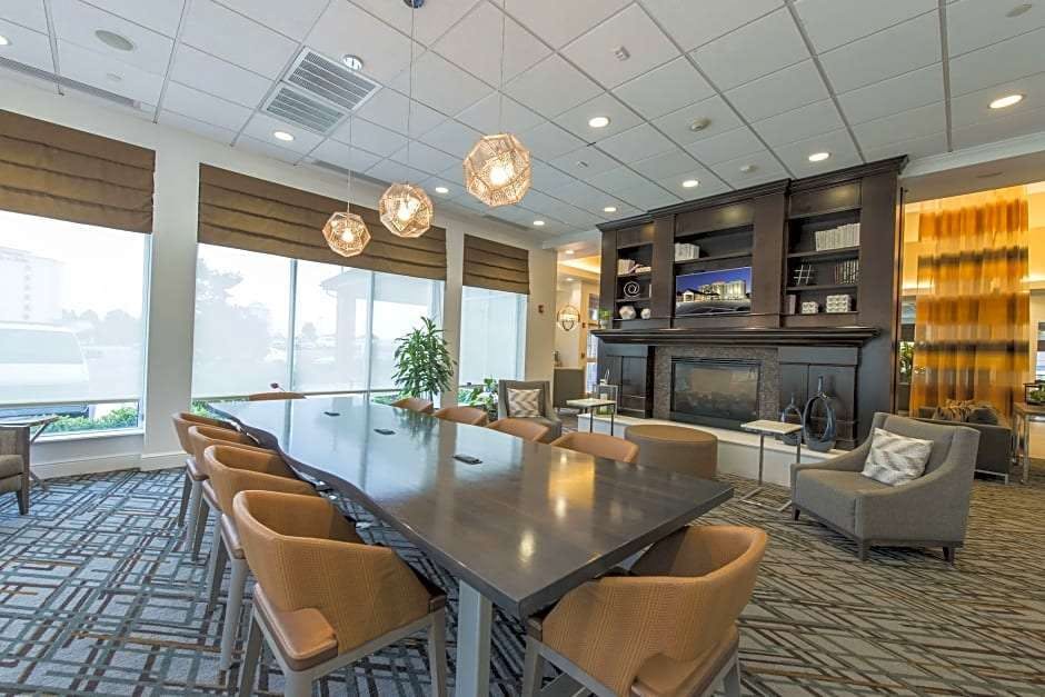 Hilton Garden Inn Atlanta Airport North Atlanta Atl Hoteltonight