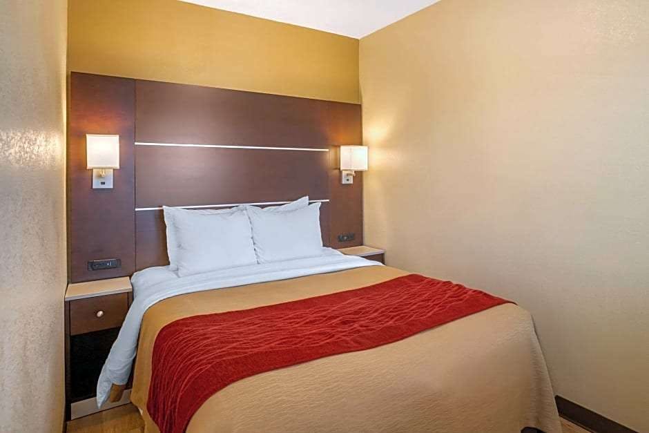 Comfort Inn San Diego At The Harbor San Diego Hoteltonight