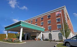 Hampton Inn & Suites by Hilton Rockville Centre