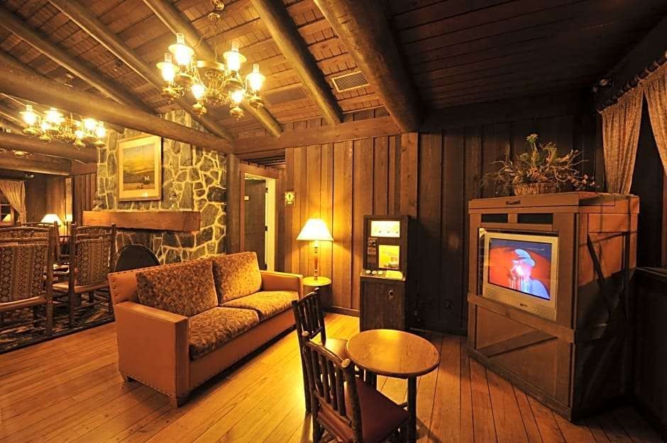 The Cabins At Disney S Fort Wilderness Resort Orlando Hoteltonight