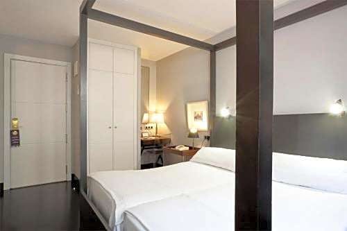 Hotel Hotel Banys Orientals photo 3