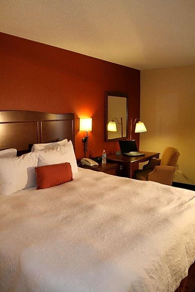 Hampton Inn Atlanta North Druid Hills, Atlanta HotelTonight