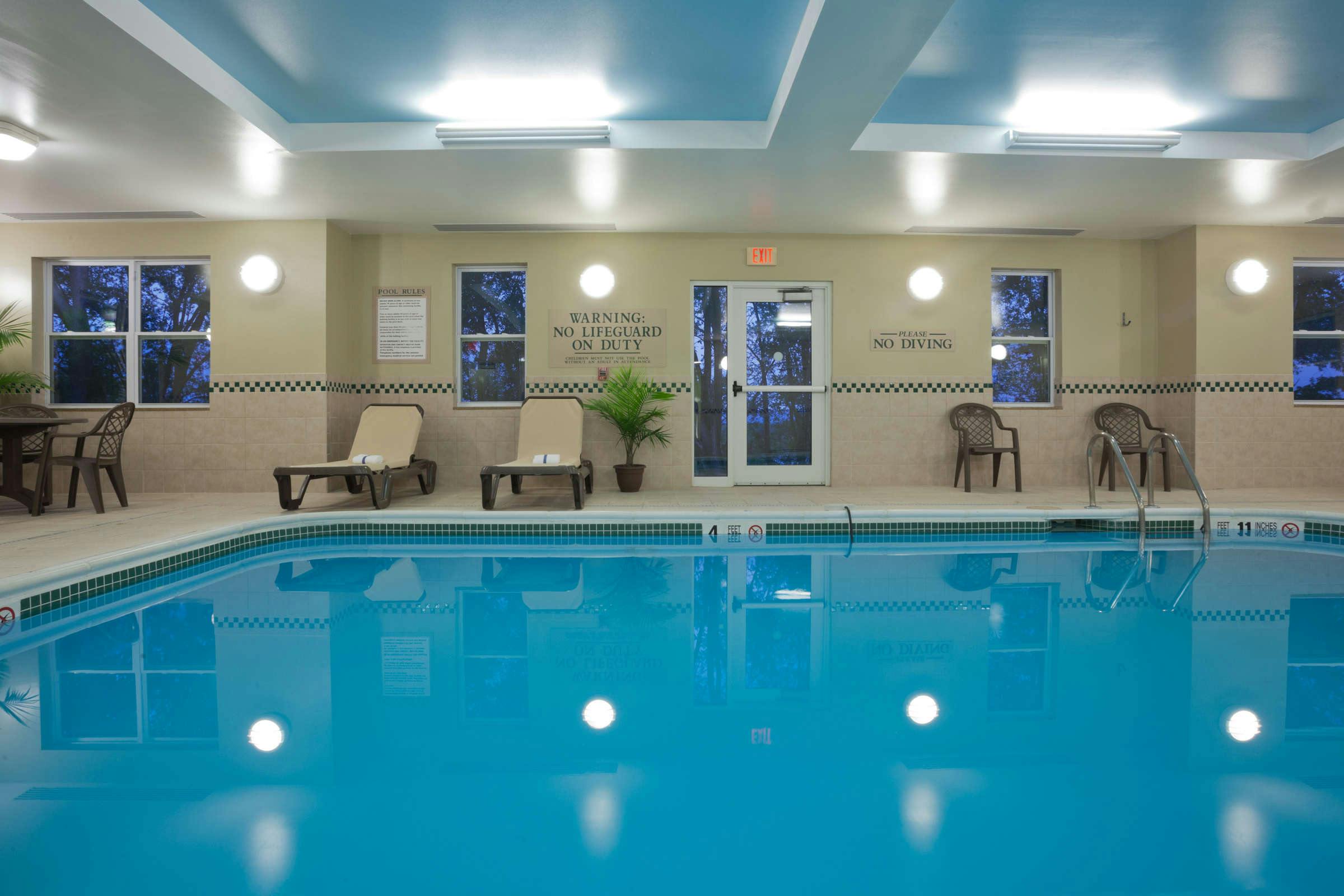 Hotel Country Inn and Suites Ithaca photo 2