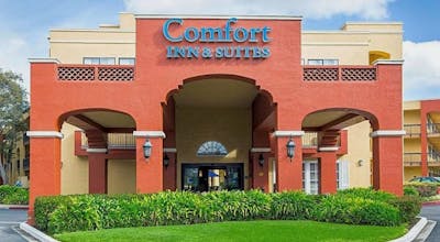Comfort Inn and Suites San Francisco Airport North