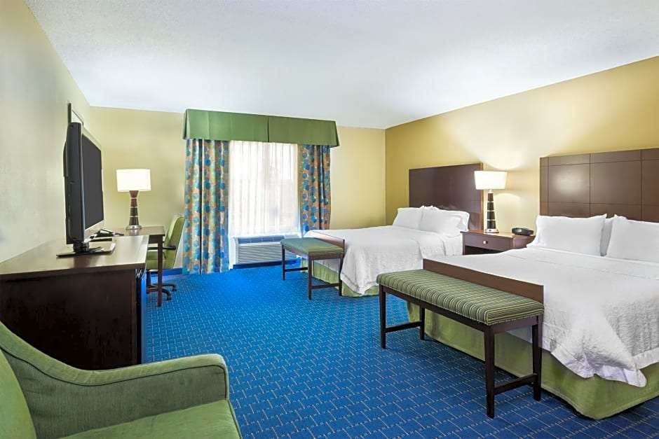 Hampton Inn Suites Orlando Airport At Gateway Village Mco