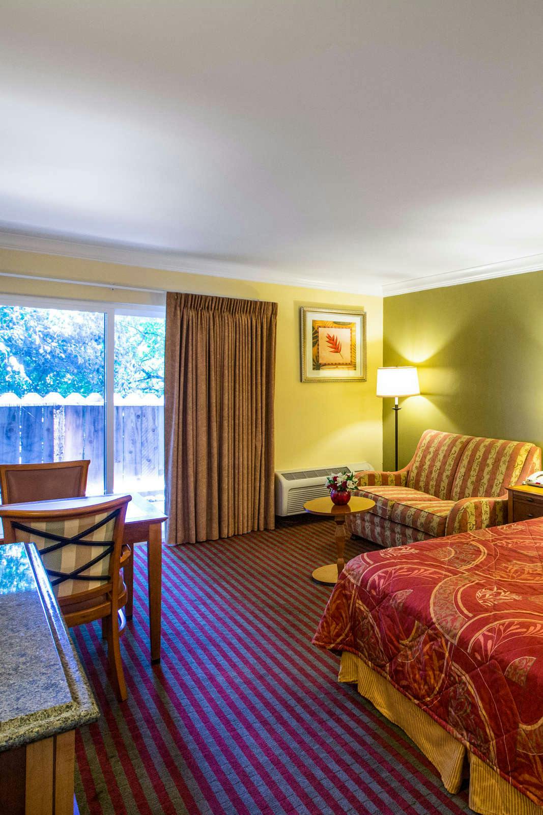 Hotel Aloha Inn photo 3