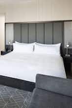 Hotel Renaissance Boston Patriot Place Hotel photo 2