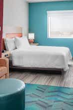 Hotel Home2 Suites by Hilton Ocean City Bayside photo 1