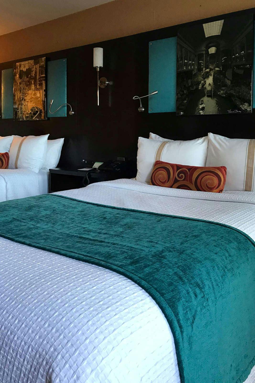 Hotel The Dylan at SFO photo 2