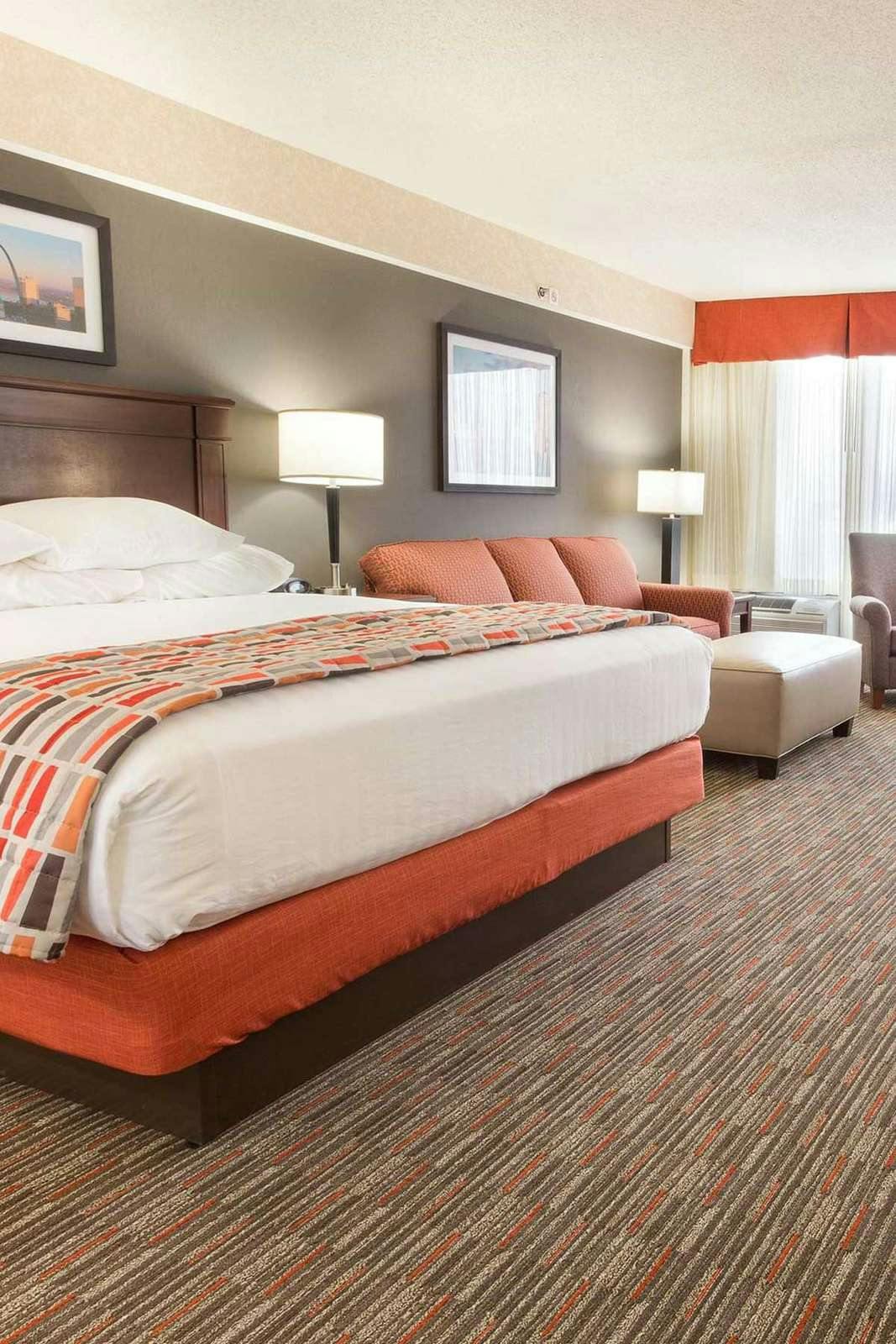 Hotel Drury Inn and Suites St Louis Airport photo 3