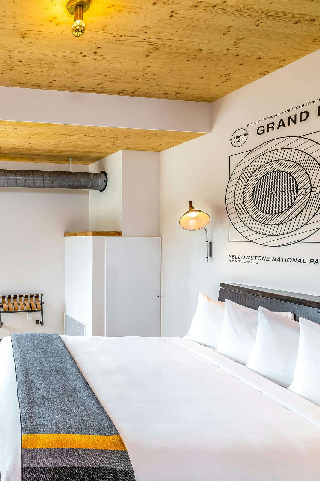 Hotel The LARK Bozeman photo 4