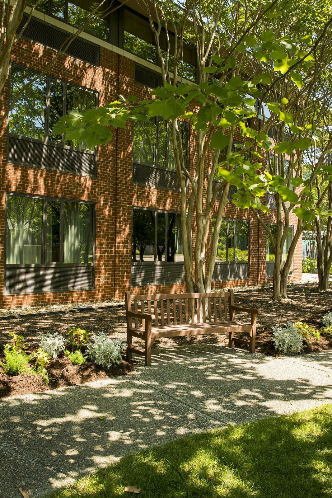 Hotel Williamsburg Woodlands Hotel & Suites, an official Colonial Williamsburg Hotel photo 1