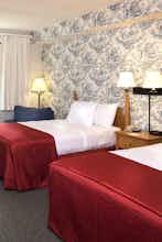 Hotel Williamsburg Woodlands Hotel & Suites, an official Colonial Williamsburg Hotel photo 3